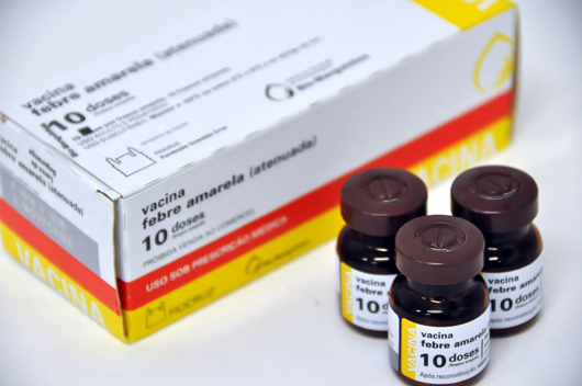 Vacina contra a Febre Amarela fabricada pela Fiocruz