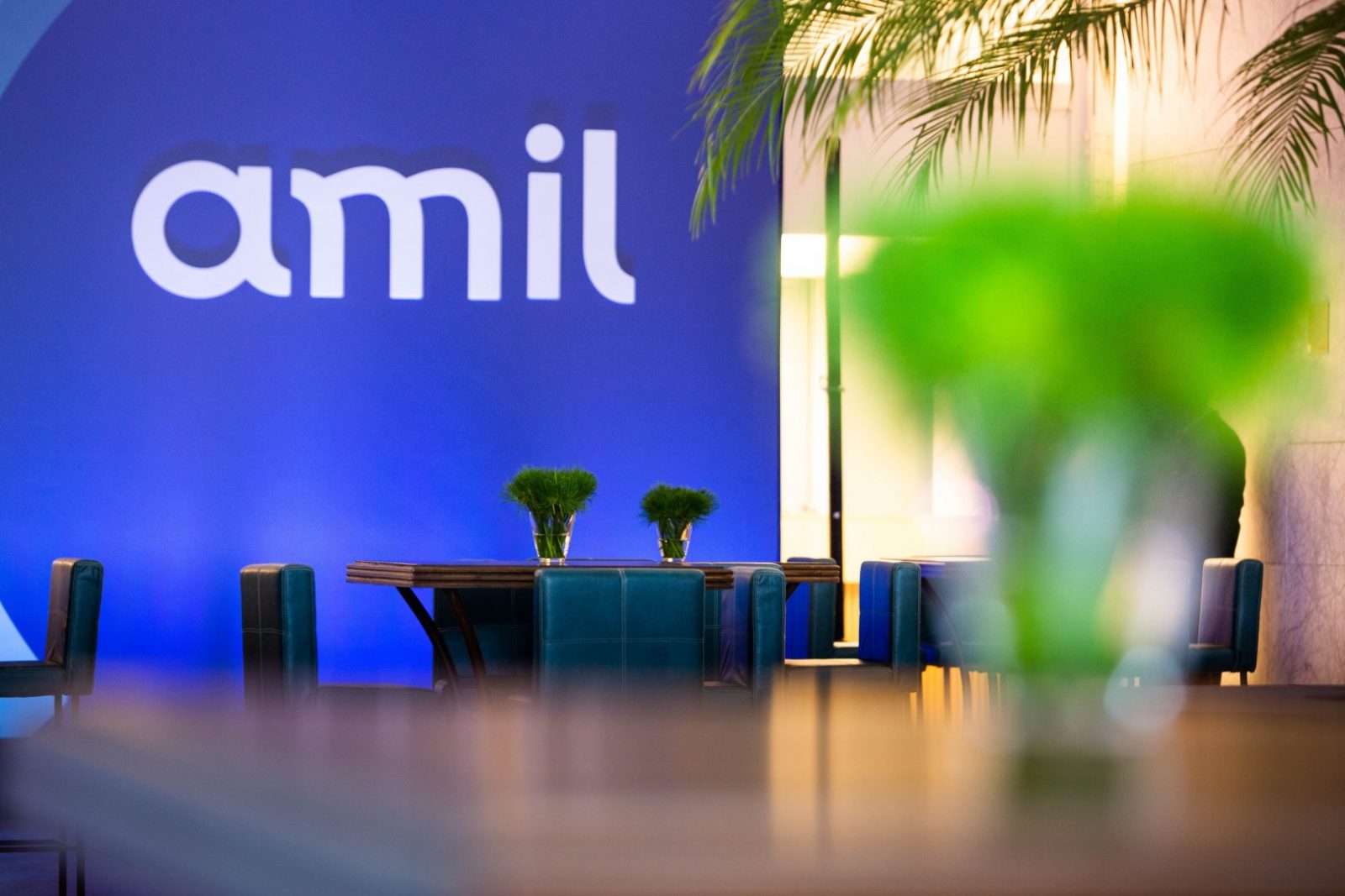 Logo da marca Amil, que está a venda