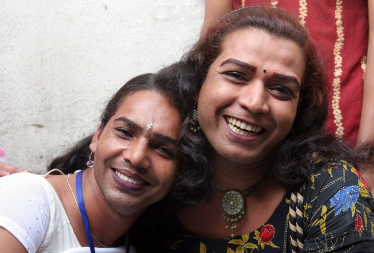 Duas pessoas trans | foto divulgação da OMS