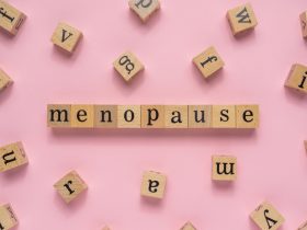 Menopausa escrito em blocos