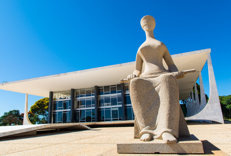 Estátua simbolizando a justiça