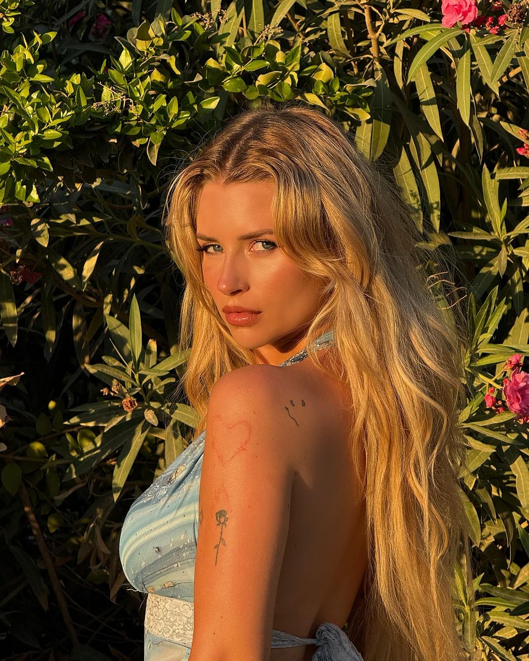 Lottie Moss, meia-irmã da supermodelo Kate Moss