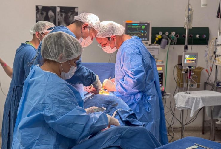 Foto da cirurgia realizada pelo Hospital Metropolitano de Urgência e Emergência em Ananindeua