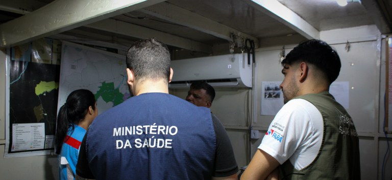 Equipe da Sala de Situação Nacional de Emergências Climáticas em Saúde no Pará