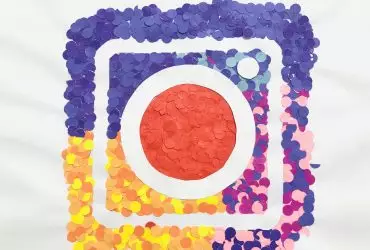 logo Instagram feito por milhares de círculos coloridos 14 Por louisong