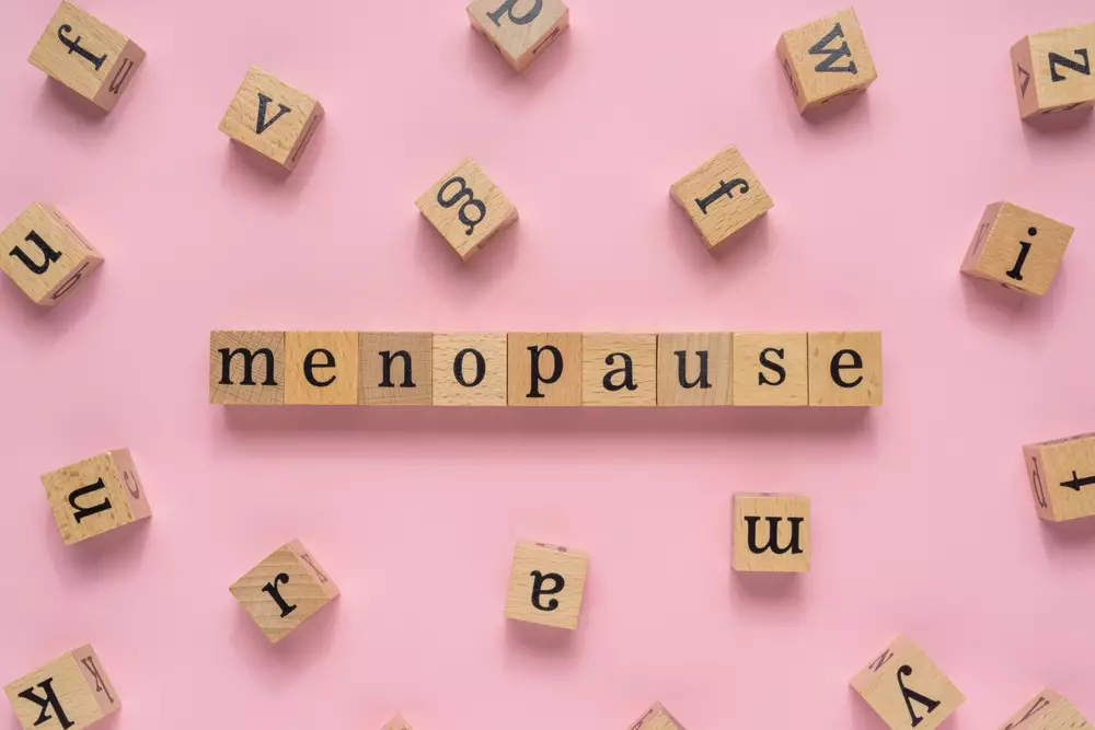 Menopausa escrito em blocos