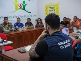 Reunião dos agentes do Ministério da Saúde com servidores do município de Altamira